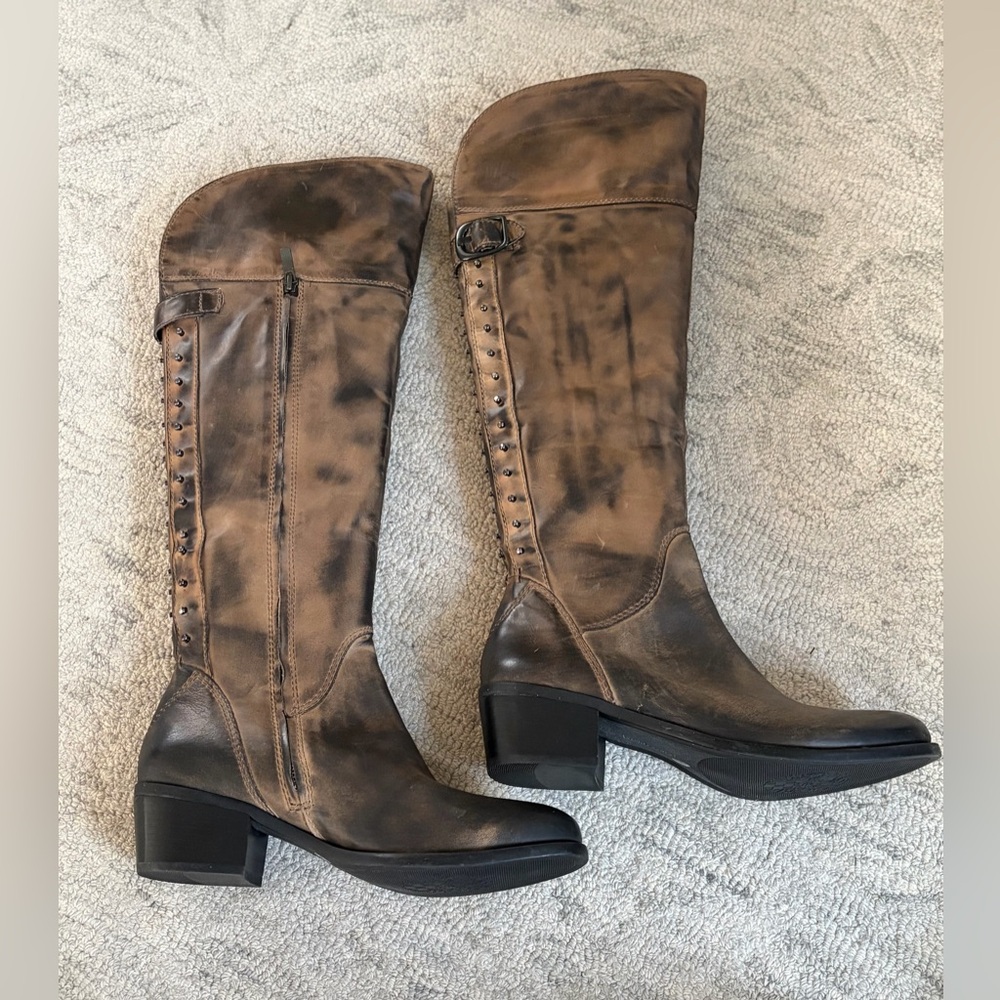 Vince Camuto NWOT Distressed Studded Leather Knee High Boots 11B